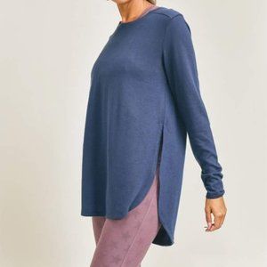 NEW Mono B Long Sleeve Split Sides Curved Hem Flow Top Blue sz 1XL